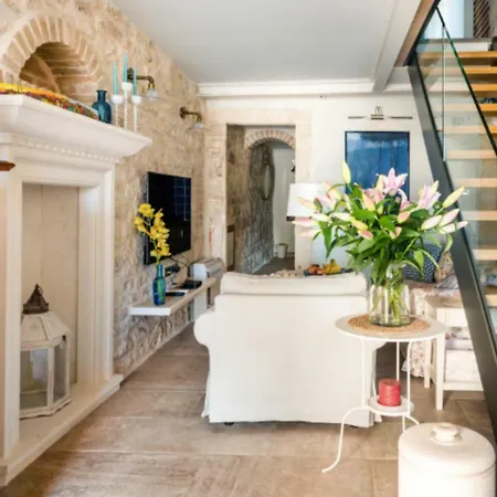 Villa Varda - Latica *