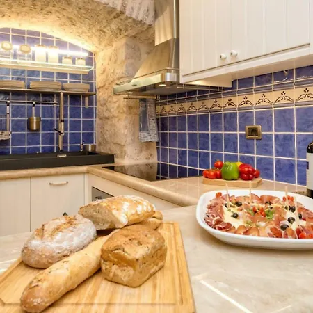 Villa Varda - Latica