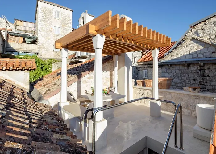 Varda - Latica Villa